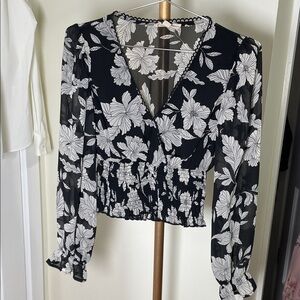 No Frills La sheer top, black white floral, M, like new condition
